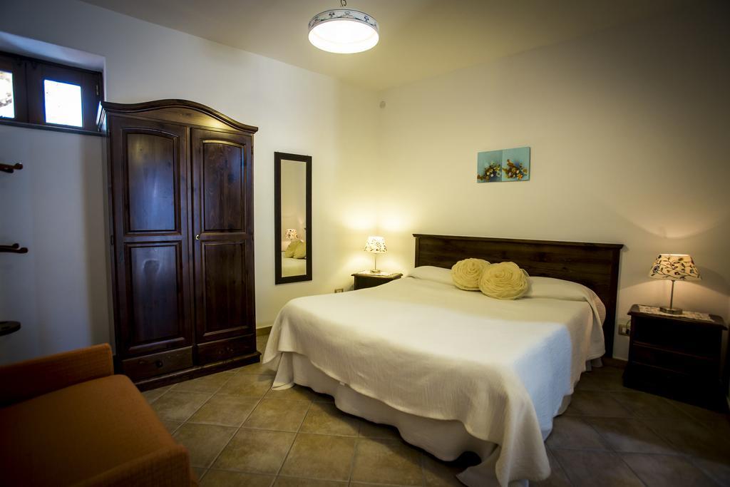 Resort Al Belvedere Salina 레니 외부 사진